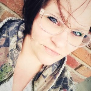 Meet your Posher, Misty